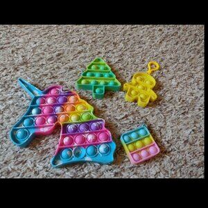 Lot of 4 pop fidgets